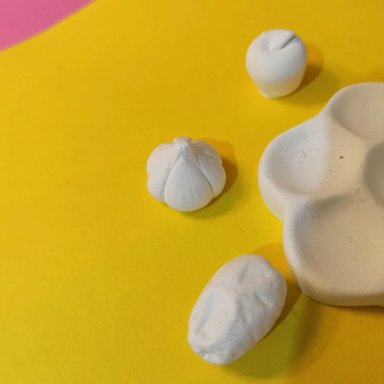 قالب سیلیکونی هفت سین کوچک مینیاتوری مخصوص سفره هفت سین مولد سیلیکونی هفتسین فسقلی مخصوص مجسمه سازی پودر سنگ و...