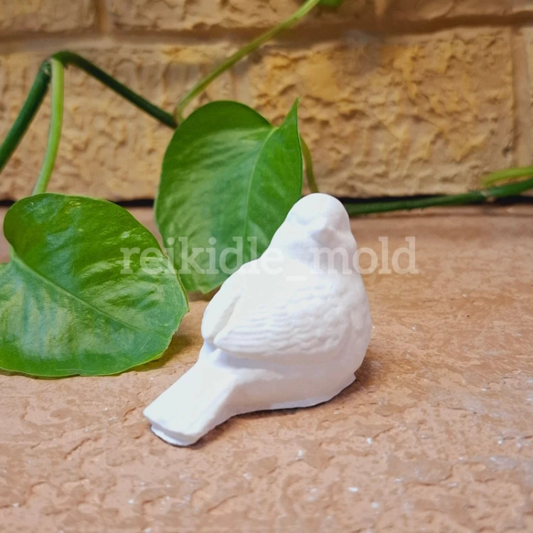 قالب سیلیکونی مرغ آمین قالب سیلیکونی مرغ آمین یا کبوتر