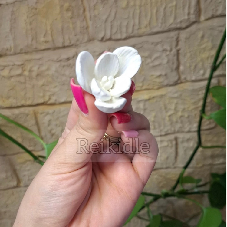 قالب سیلیکونی گل زعفران(ست 8 تکه)قالب گل زعفران