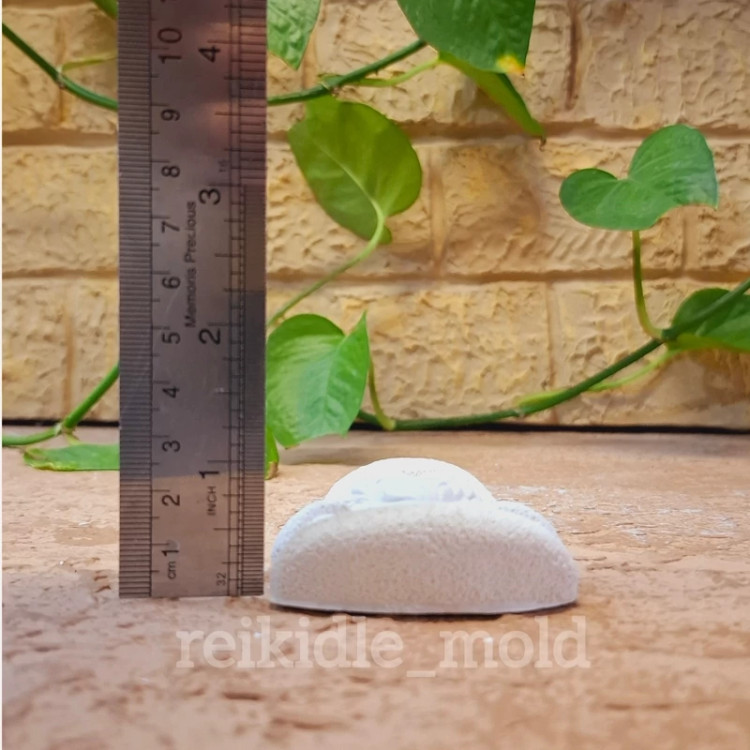 قالب سیلیکونی بابا نویل پشت تخت قالب بابا نویل پشت تخت کوچک