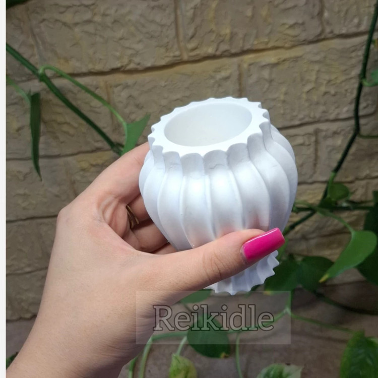 قالب سیلیکونی گلدان شیار دار کوزه ای قالب گلدان شیار دار کوزه ای