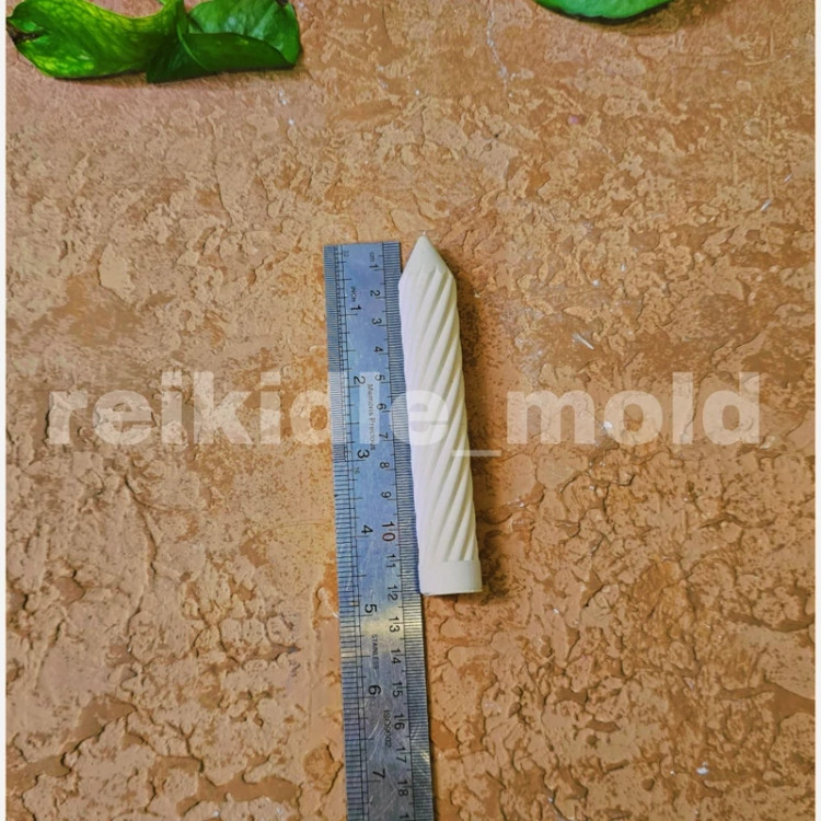قالب سیلیکونی شمع قلمی 12 سانت شیاردار اریب قالب قلمی شیاردار کوچک