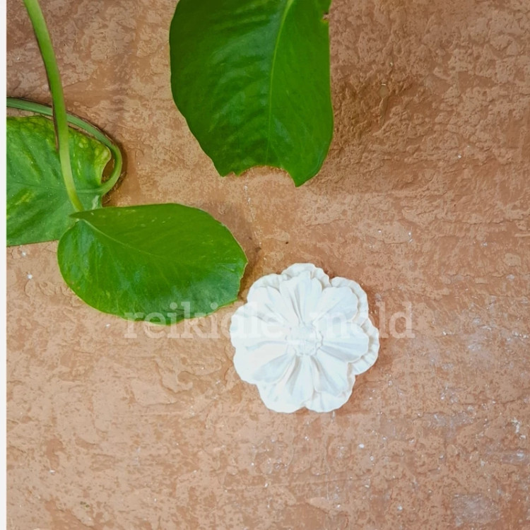 قالب سیلیکونی گل چند پر تخت قالب گل چند پر