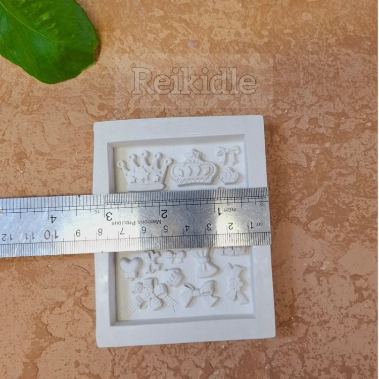 قالب سیلیکونی ست تاج و پاپیون(شات نیست خروجی هر کدام بصورت تکی هست)