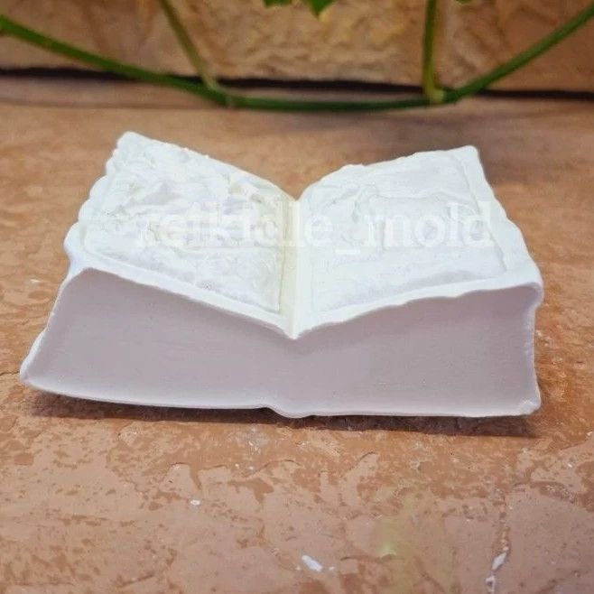 قالب سیلیکونی کتاب اسب تک شاخ قالب کتاب اسب تک شاخ