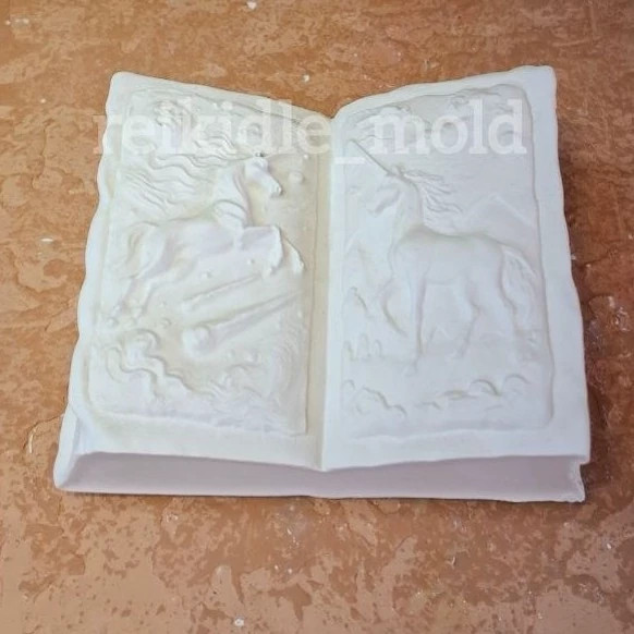 قالب سیلیکونی کتاب اسب تک شاخ قالب کتاب اسب تک شاخ